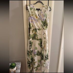 Floral Sleeveless Maxi Dress